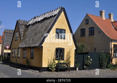 CASE TETTO DI PAGLIA A DRAGOR, COPENHAGEN, DANIMARCA. Foto Stock