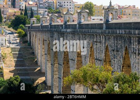 L'Acquedotto Aguas Livres o portoghese: Acqueduto das Aguas Livres o acquedotto delle acque libere è un acquedotto storico nella città di Lisbona, in Portogallo Foto Stock