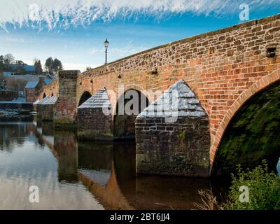 Dumfries Auld Briga in inverno neve, Dumfries Foto Stock