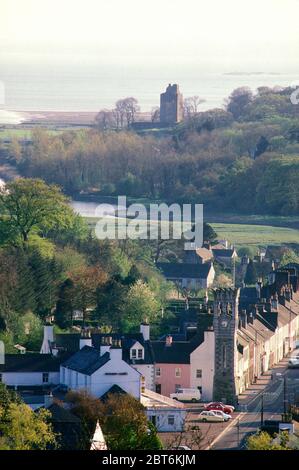 Gatehouse della flotta che guarda a Fleet Bay, Galloway, verticale 1992 Foto Stock