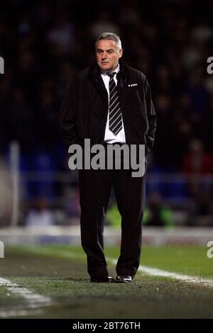 IPSWICH, REGNO UNITO. APRILE 09: Dave Jones, responsabile di Cardiff, al Campionato Coca Cola tra Ipswich Town e Cardiff City a Portman Road Ipswich il 9 Foto Stock