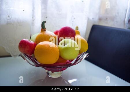 Ciotola di frutta Foto Stock