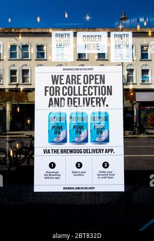 22 Maggio 2020 Londra, UK - Entra nel pub BrewDog Dalston che offre suggerimenti da andare durante il blocco pandemico di Coronavirus Foto Stock