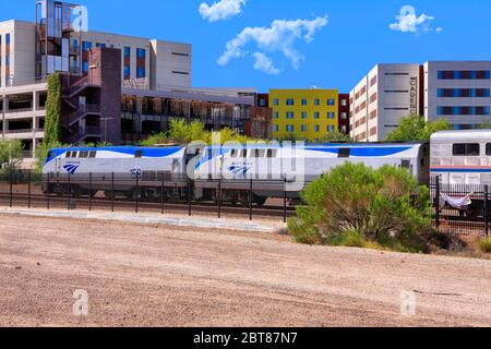 Servizio di treno Amtrak alla stazione di Tucson AZ sulla sua strada per El Paso, San Antonio o Houston e su per New Orleans Foto Stock