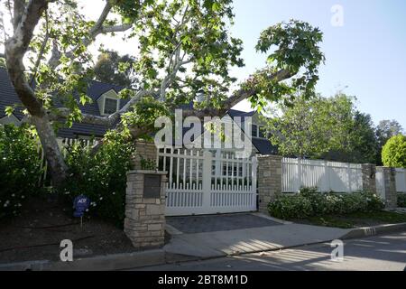 Beverly Hills, California, USA 23 maggio 2020 UNA visione generale dell'atmosfera dell'ex casa di Tony Curtis al 1178 Loma Linda Drive il 23 maggio 2020 a Beverly Hills, California, USA. Foto di Barry King/Alamy Stock foto Foto Stock