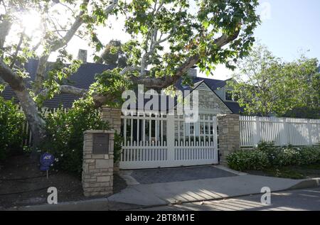 Beverly Hills, California, USA 23 maggio 2020 UNA visione generale dell'atmosfera dell'ex casa di Tony Curtis al 1178 Loma Linda Drive il 23 maggio 2020 a Beverly Hills, California, USA. Foto di Barry King/Alamy Stock foto Foto Stock