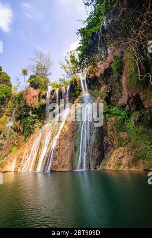 Iam Yem cascata. Questa è una bella cascata nel Moc Chau, figlio La provincia, Vietnam Foto Stock