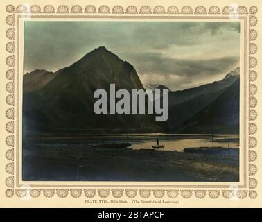 Fotografia di una fotografia di Donald Mennie, dal suo libro The Grandeur of the Gorges, pubblicato in Cina nel 1926. Ha scattato le foto durante due viaggi sull'alto fiume Yangtze in Cina: Il primo su un vaporetto da Ichang a Chungking, durante il tempo povero, e il secondo tra Ichang e WAN Hsien. Il libro termina a Chungking. Foto Stock