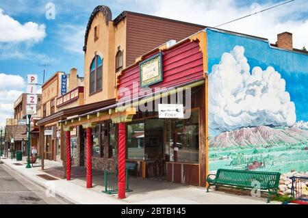 Negozi di fronte su Main Street a Gunnison, Colorado, Stati Uniti Foto Stock