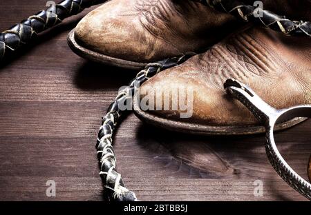 Stivali da cowboy in pelle marrone ancora immagine vita Foto Stock