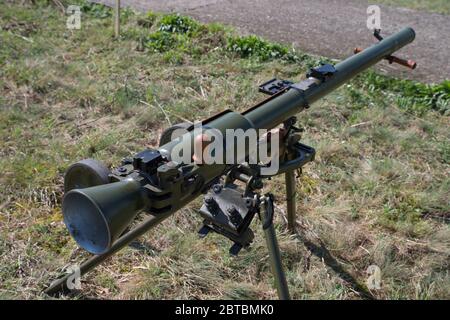 Il passato anti serbatoio recoilless fucile proiettile dell'URSS Foto Stock