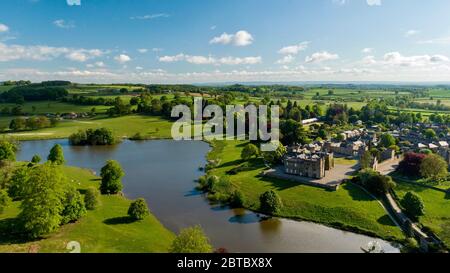 Ripley Castle in periferia, nella città di Harrogate nello Yorkshire Foto Stock