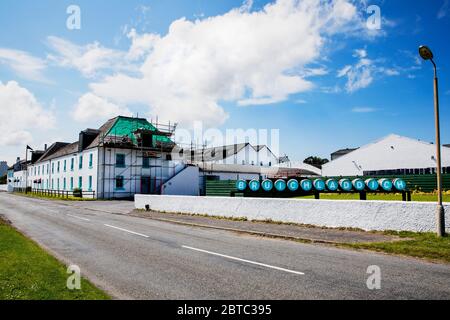 Distilleria di whisky Bruichladdich, Isola di Islay, Ebridi interne, Scozia. Foto Stock