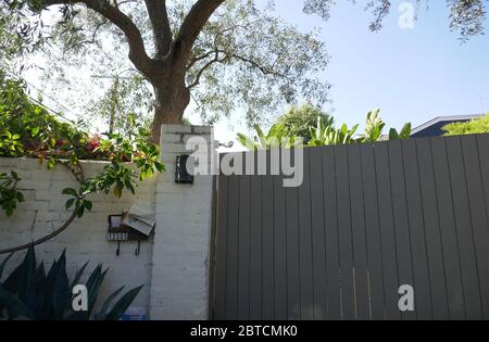 Los Angeles, California, USA 24 maggio 2020 UNA visione generale dell'atmosfera della residenza finale di Marilyn Monroe dove morì al 12305 5° Helena Drive il 24 maggio 2020 a Los Angeles, California, USA. Foto di Barry King/Alamy Stock foto Foto Stock