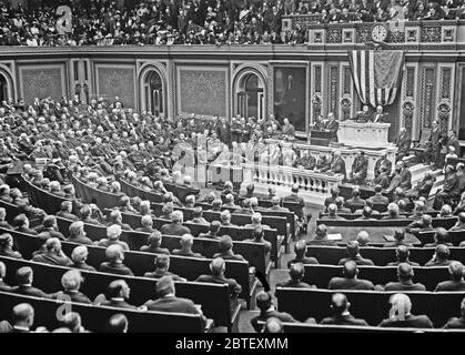 Messaggio di lettura del Presidente Woodrow Wilson sulla tariffa al Congresso, 4/9/13 Foto Stock