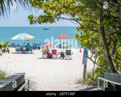 Passaggio pedonale d'ingresso a Nokomis Beach su Casey Key sul Golfo del Messico in Englewood Florida negli Stati Uniti Foto Stock