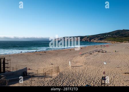 Europa, Portogallo, Caiscas. Stemma portoghese sulla costa atlantica. Foto Stock