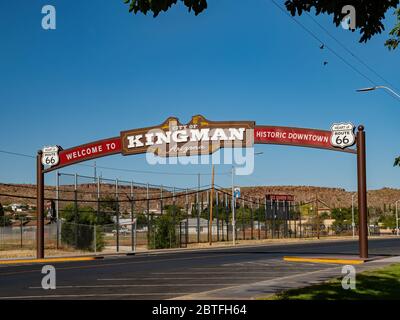 Kingman, 23 MAGGIO 2020 - Grande cartello di benvenuto del centro storico Foto Stock