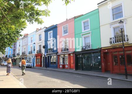 Portobello Road a Londra, le bancarelle e i negozi del mercato possono riaprire a giugno dopo il blocco del coronavirus. La strada sarà libera dal traffico per aiutare la distanza sociale, Regno Unito Foto Stock