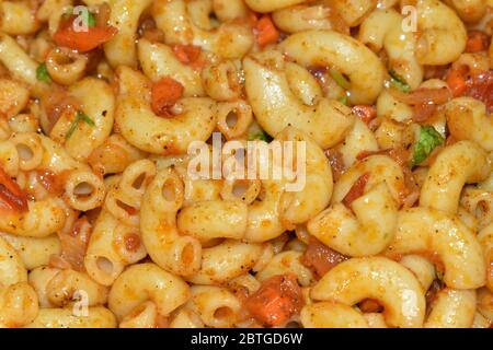 Gourmet gustosa Penne Pasta italiana su un piatto. Foto Stock