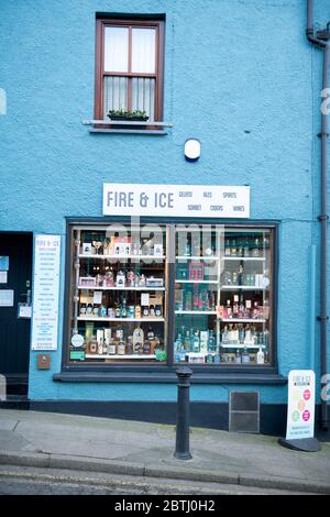 Il negozio di bevande e sorbetti Fire & Ice a St James Street a Narberth Pembrokeshire, Galles, Regno Unito Foto Stock