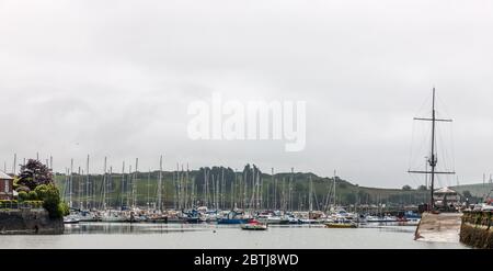 kinsale, Cork, Irlanda. 26 Maggio 2020. Una vista della marian con yacht e imbarcazioni da diporto a Kinsale, Co. Cork, Irlanda. - credito; David Creedon / al Foto Stock