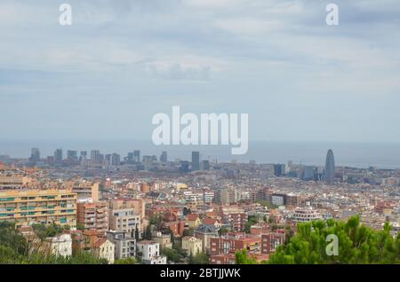 Barcellona, la capitale cosmopolita della Catalogna spagnola, è conosciuta per la sua arte e architettura. Foto Stock