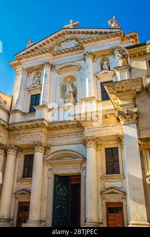 Chiesa di San Gaetano Thiene Chiesa cattolica nel centro storico della città di Vicenza, vista verticale, Veneto, Italia Foto Stock