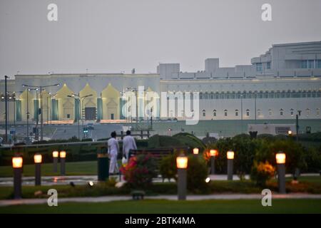 Palazzo di Emir al crepuscolo, quartiere Corniche, Doha (Qatar) Foto Stock