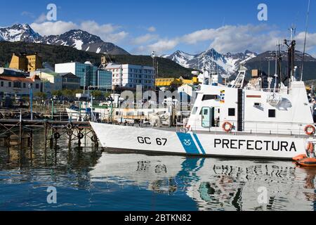 Argentino navi guardacoste in Ushuaia, Tierra del Fuego, Patagonia, Argentina Foto Stock