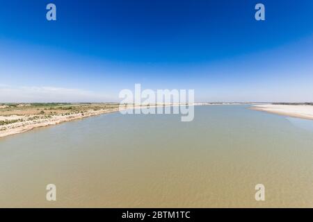 Bacino inferiore del fiume Indo vicino Thatta, Thatta, provincia di Sindh, Pakistan, Asia meridionale, Asia Foto Stock