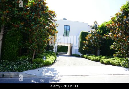 Los Angeles, California, USA 26 maggio 2020 UNA visione generale dell'atmosfera della ex casa di Dorothy Lamour al 1375 N. Doheny Drive il 26 maggio 2020 a Los Angeles, California, USA. Foto di Barry King/Alamy Stock foto Foto Stock