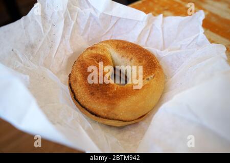 Impasto di grano lievitato a forma di anello Foto Stock