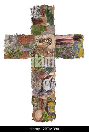 Croce di Gesù nel mio cuore fatta da oggetti naturali forestali . Isolato su collage bianco Foto Stock