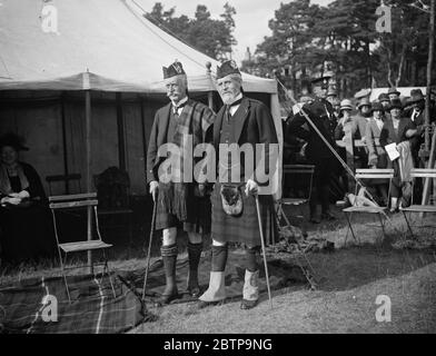 Giochi di Aboyne highland . Il Signore Aberdeen e il marchese di Huntley . 9 settembre 1926 Foto Stock