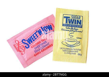 Dolcificante artificiale, Sweet'N Low con saccarina e Sugar Twin con aspartame Foto Stock