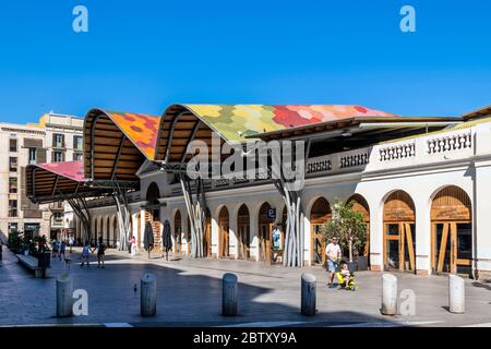 Mercato alimentare di Santa Caterina, Barcellona, Catalogna, Spagna Foto Stock