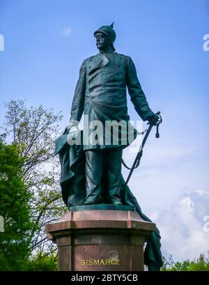 Statua di bronzo Bismarck nel Parco di Berlino, Germania Foto Stock