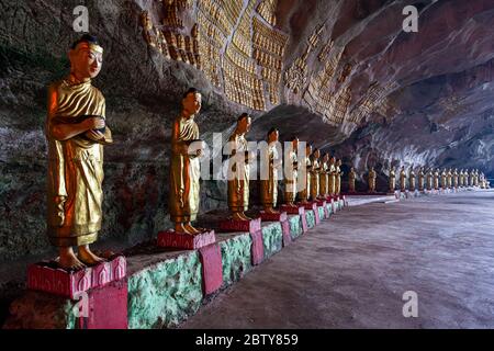 Grotta piena di buddhas, Grotta di Saddam, hPa-an, stato di Kayin, Myanmar (Birmania), Asia Foto Stock