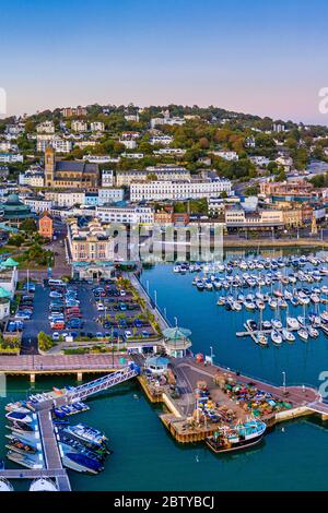 Torquay città e porto turistico, Torbay, Devon, Inghilterra, Regno Unito, Europa Foto Stock