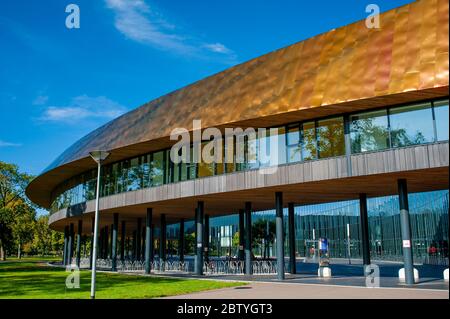 Sportcampus Zuiderpark, l'Aia, Paesi Bassi. È un pluripremiato centro sportivo da 50 milioni di euro. Il campus sportivo di 33,000 m2 è stato progettato da Arc Foto Stock