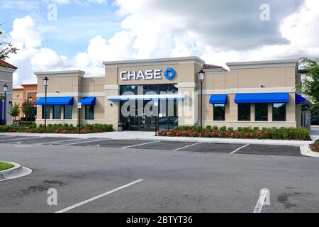 Esterno, di fronte alla filiale di Chase Bank, situato in un centro commerciale Butler su SW Archer Road, Gainesville, Florida, USA. Foto Stock