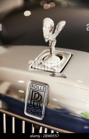 Lo showroom Rolls Royce a Sunningdale, Berkshire, Inghilterra Foto Stock