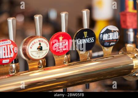 Interno del ristorante 39 a Weybridge, Surrey, Inghilterra, Regno Unito Foto Stock