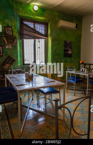 Funky cafe ristorante - Bistro culturale, Merida, Yucatan, Messico Foto Stock