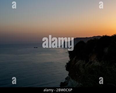 affacciato sulla costa siciliana dalla scala dei turchi Foto Stock