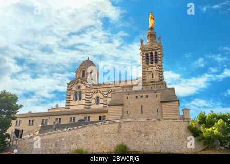 Cattedrale Notre Dame de la Garde, uno dei principali monumenti storici di Marsiglia. Francia Foto Stock