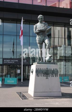 Monumento di Bobby Moore, stadio di Wembley, Londra Foto Stock