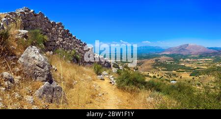 Il sito archeologico di Midea, una città degli antichi micenei nel Peloponneso, Grecia. Foto Stock