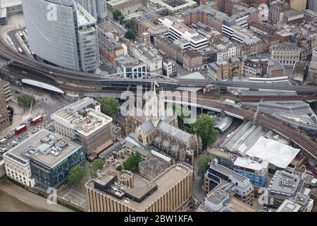 Vista aerea della Cattedrale di Southwark Foto Stock